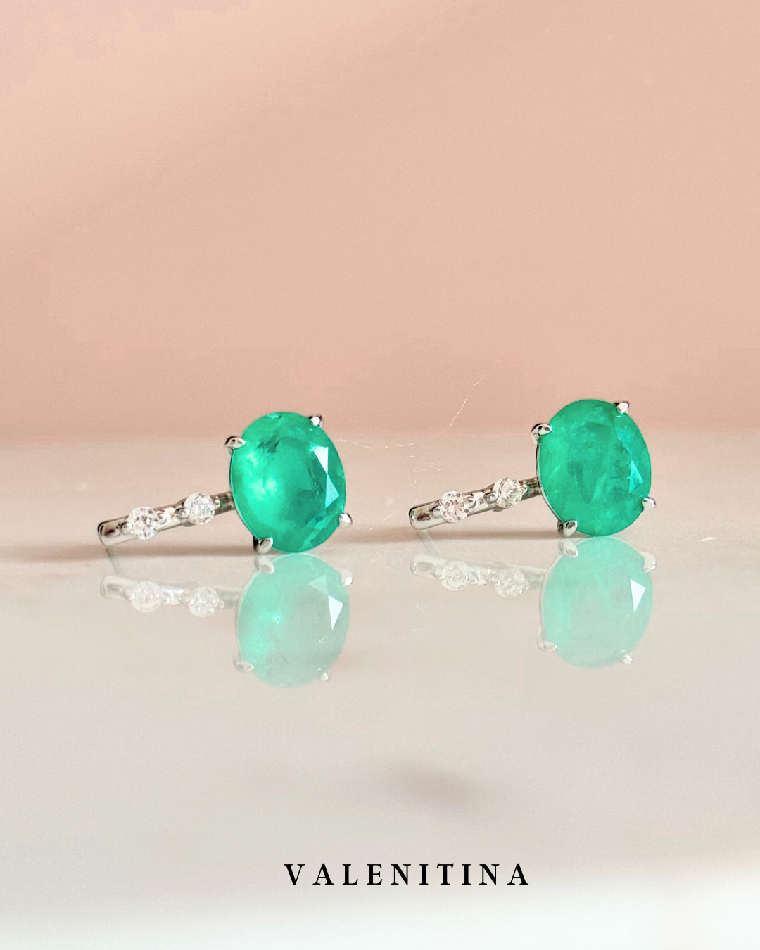 ARETES OLIVIA
