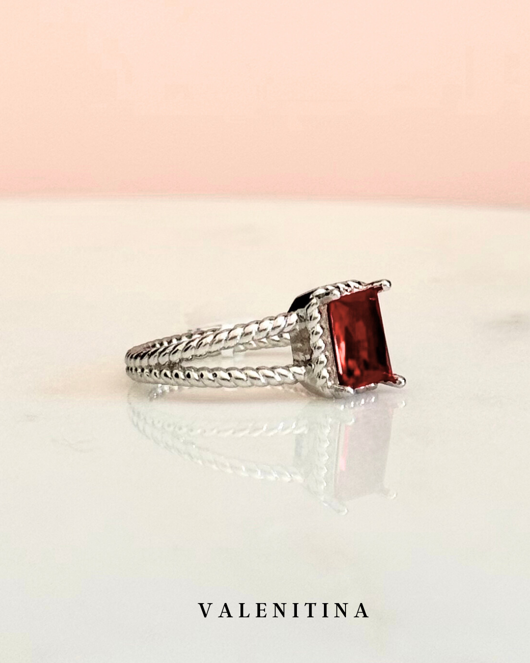 ANILLO RENATA
