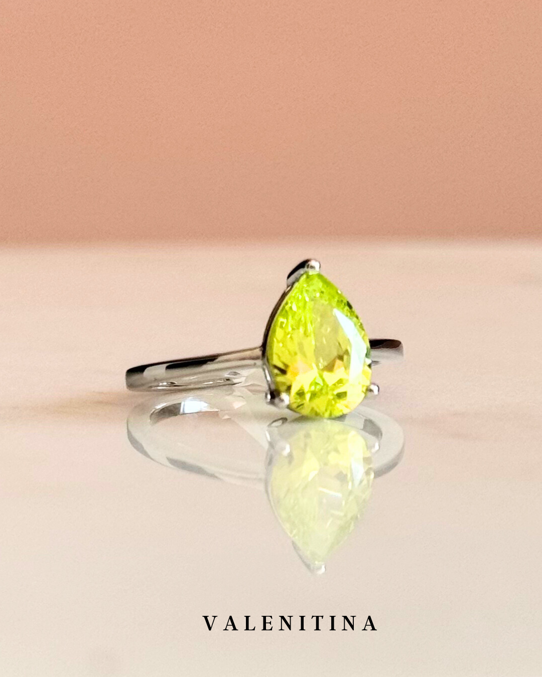 ANILLO ESMERALDA