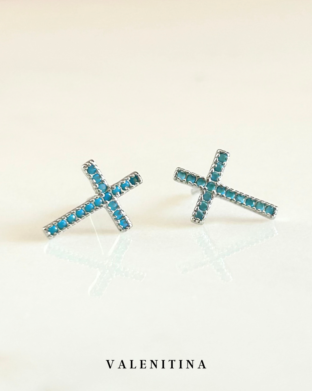 ARETES JULIA