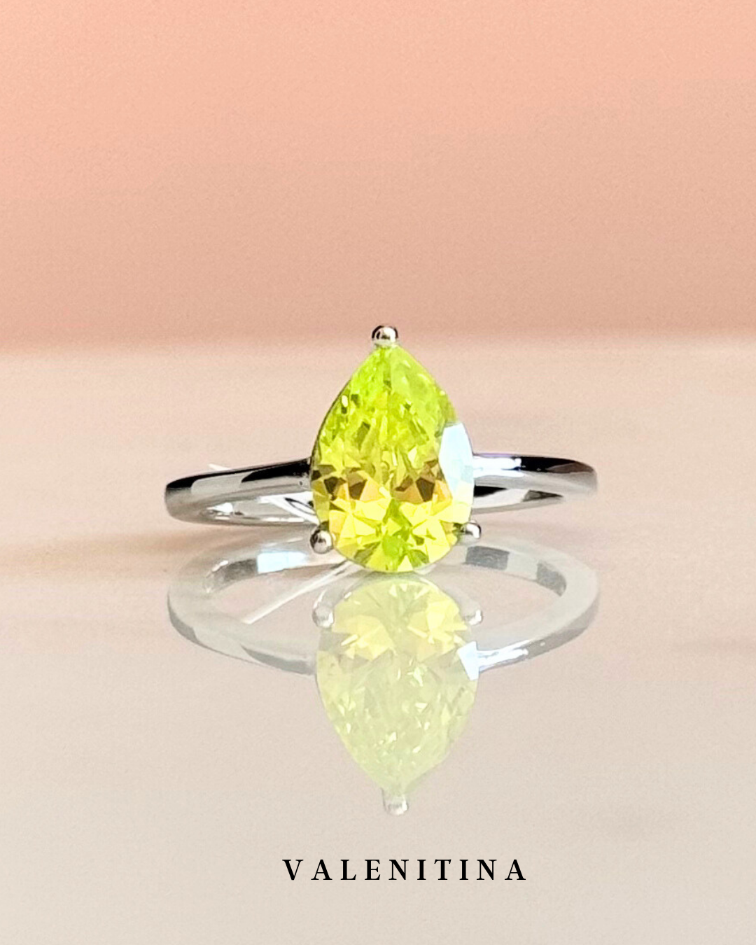 ANILLO ESMERALDA